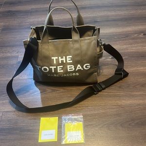 Marc Jacobs The Medium Tote Bag Green